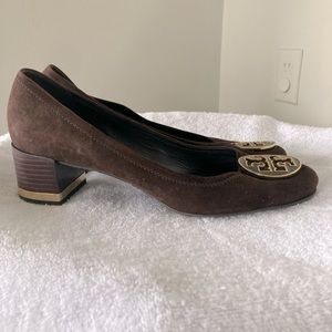Tory Burch Brown Suede pumps